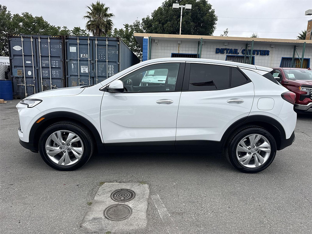 Used 2025 Buick Encore GX Preferred FWD image 6