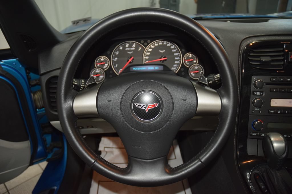 Used 2008 Chevrolet Corvette Coupe w/ Preferred Equipment Group RWD image 36