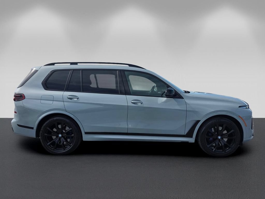 Certified 2024 BMW X7 M60i w/ Executive Package AWD/4WD image 3