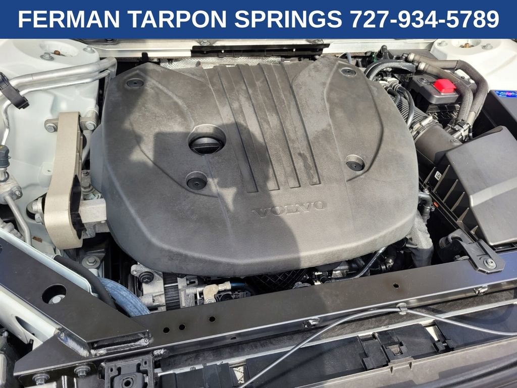 Certified 2023 Volvo XC60 B5 Ultimate w/ Climate Package image 21