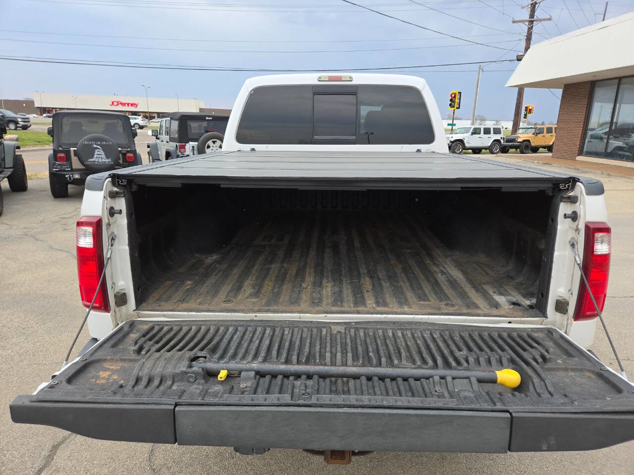 Used 2016 Ford F250 Platinum w/ FX4 Off-Road Package image 6