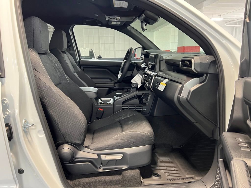 New 2026 Toyota 4Runner SR5 AWD/4WD image 15