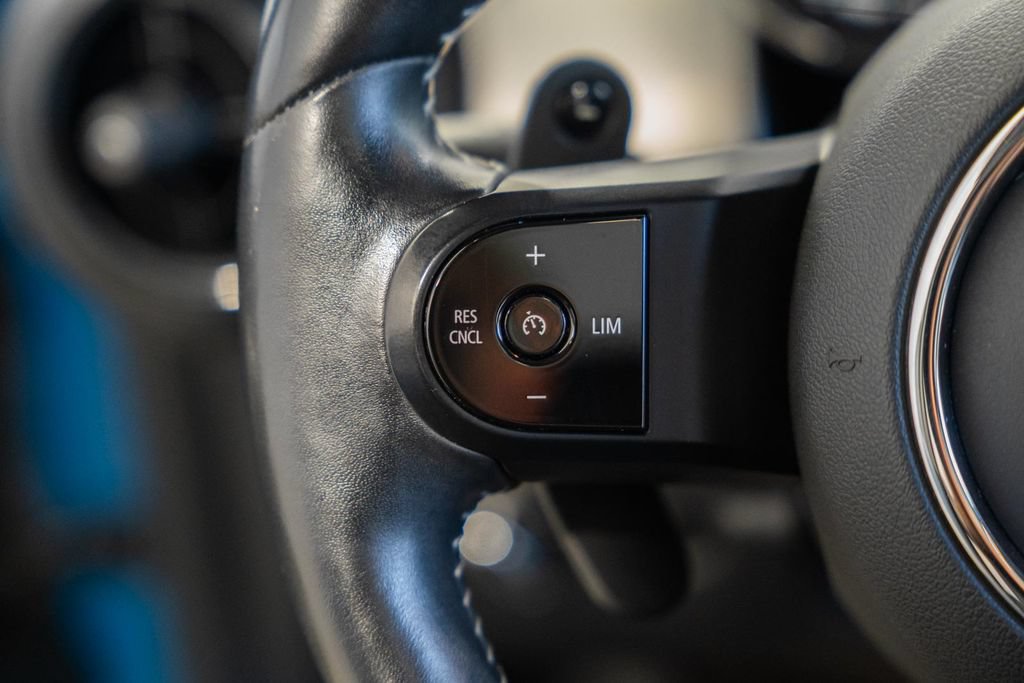 Used 2022 MINI Cooper S w/ Premium Package FWD image 26