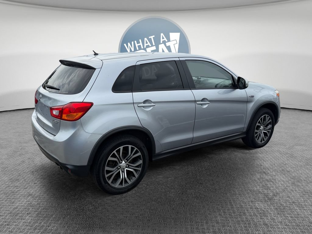 Used 2016 Mitsubishi Outlander Sport ES AWD/4WD image 3