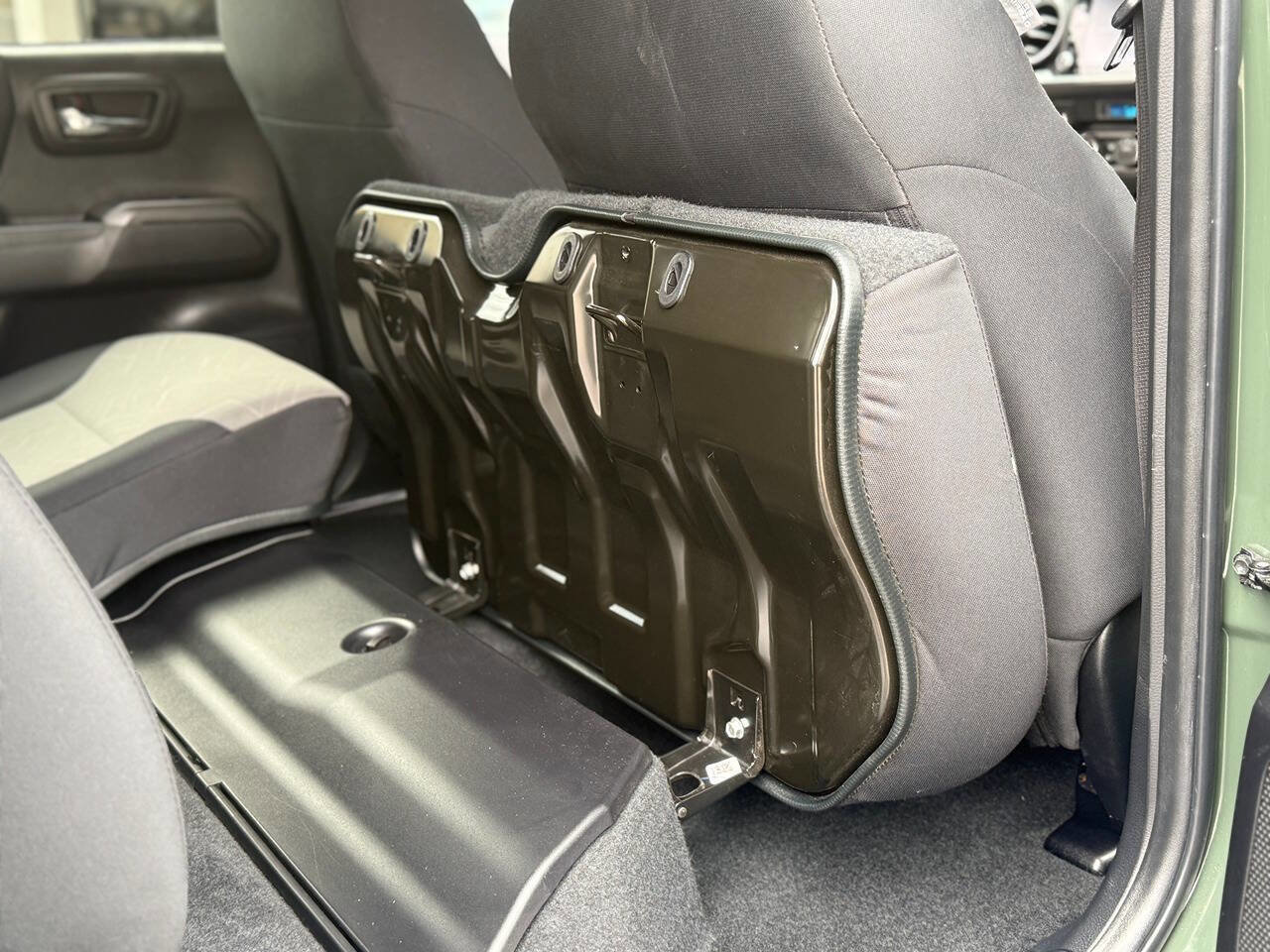 Used 2022 Toyota Tacoma TRD Off-Road image 64