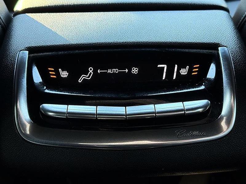 Used 2023 Cadillac XT6 Premium Luxury image 56