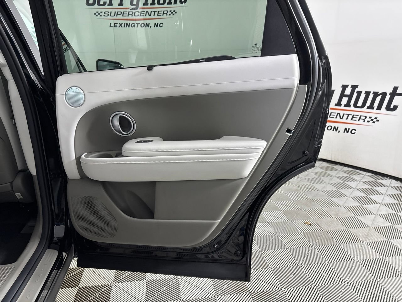Used 2026 Hyundai Palisade SEL FWD image 26