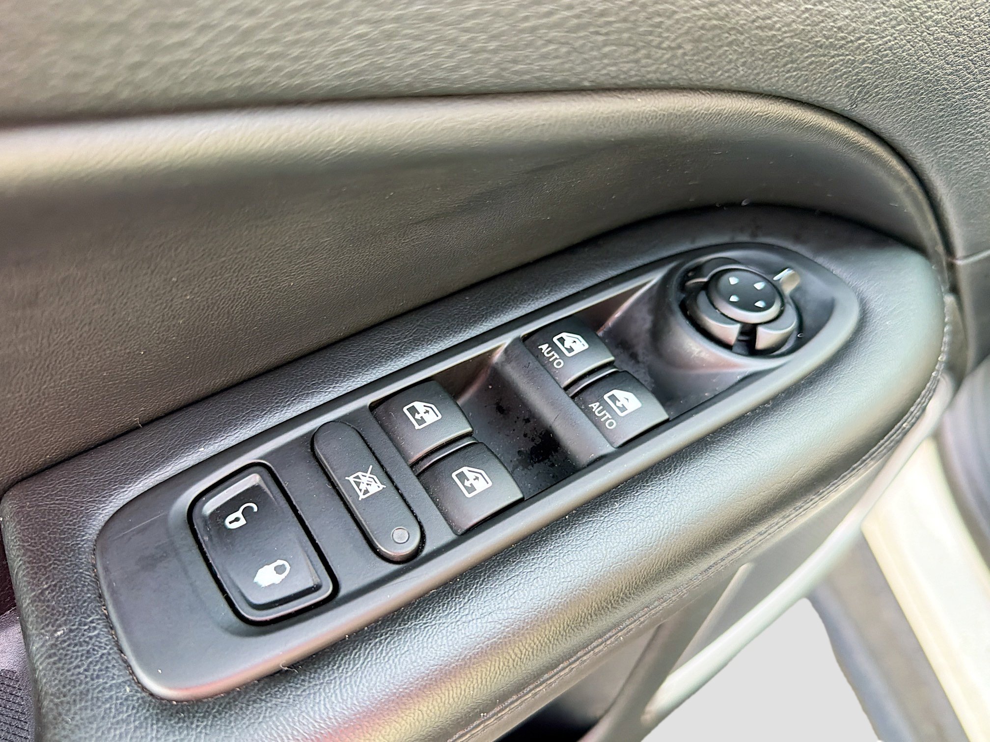 Used 2019 Jeep Compass Altitude image 8