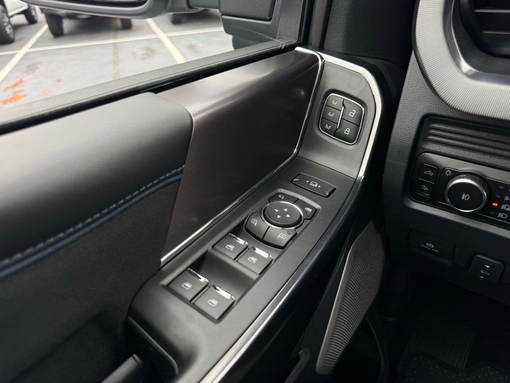 New 2026 Ford F250 Platinum image 12