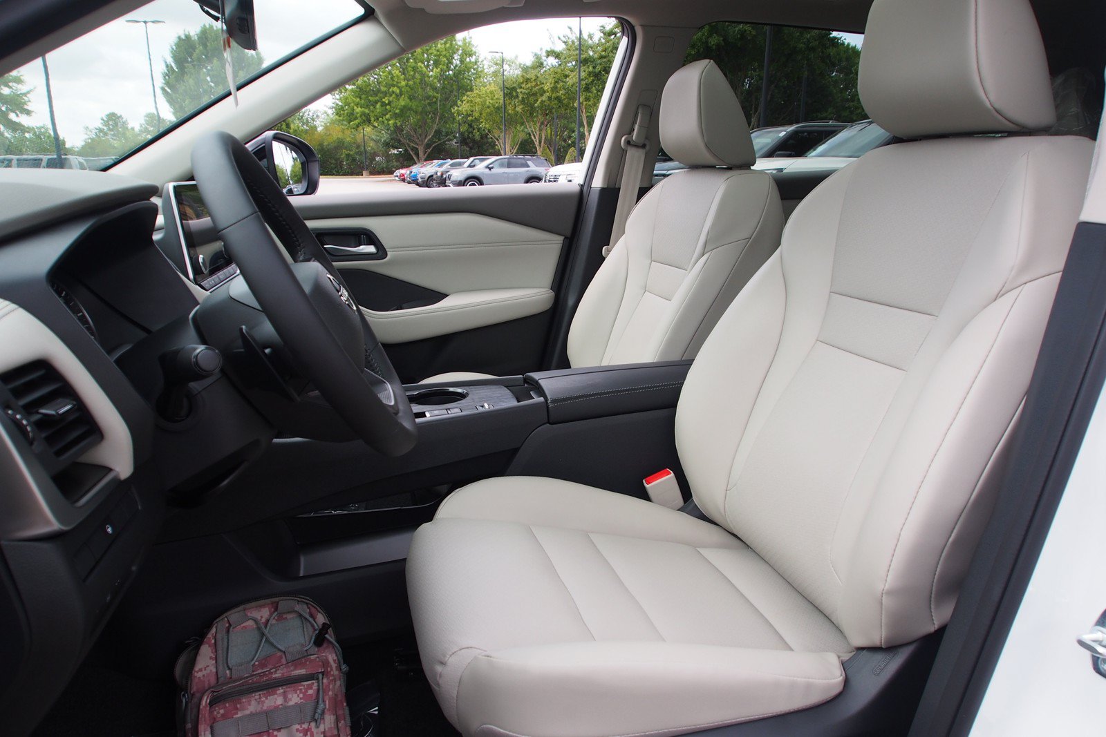 New 2026 Nissan Rogue Dark Armor FWD image 16