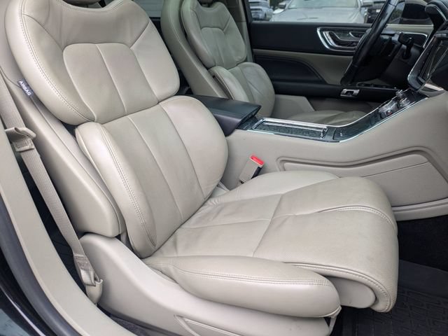Used 2017 Lincoln Continental Reserve w/ Climate Package AWD/4WD image 29