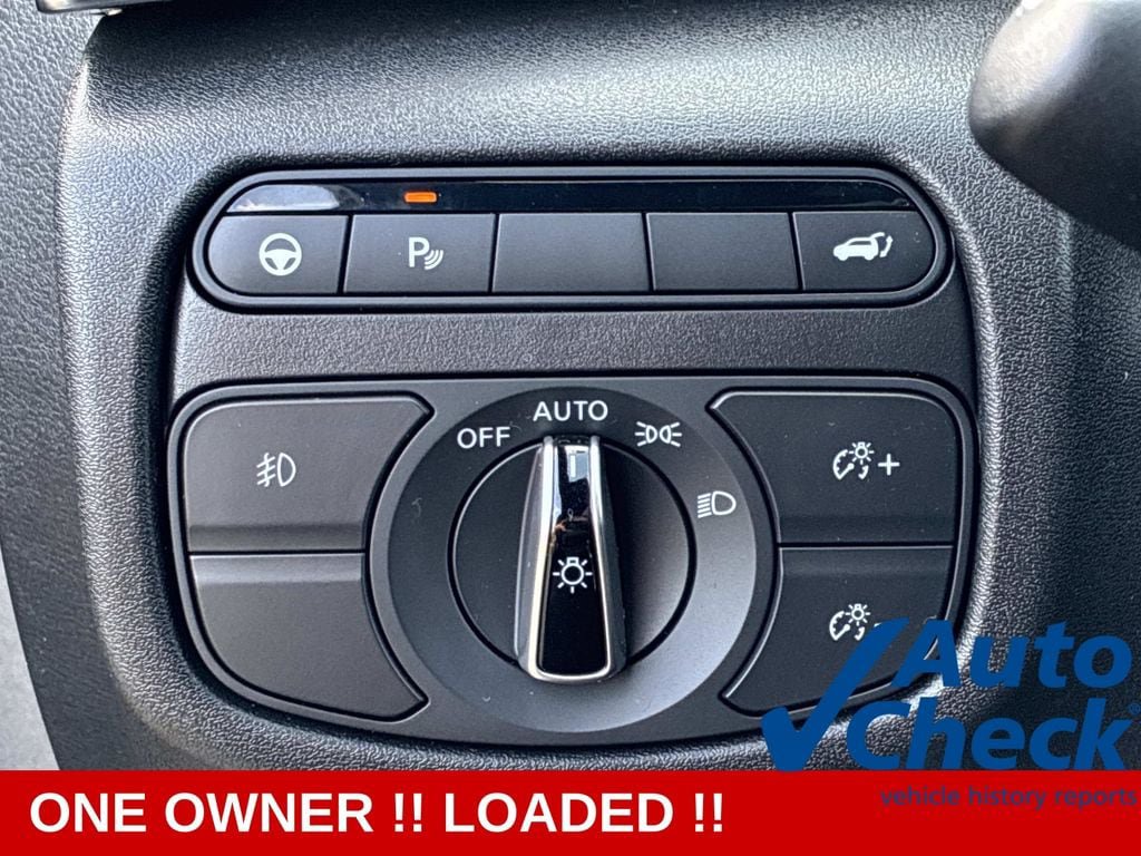 Used 2022 INFINITI QX50 Luxe w/ Appearance Package AWD/4WD image 26