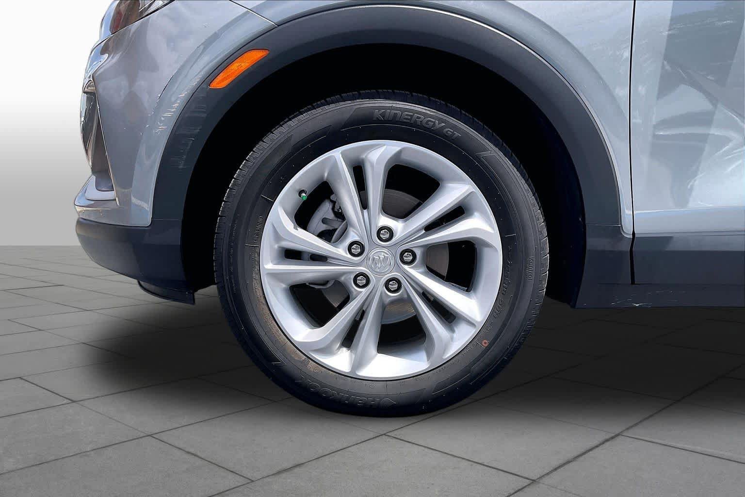 Used 2023 Buick Encore GX Preferred FWD image 10