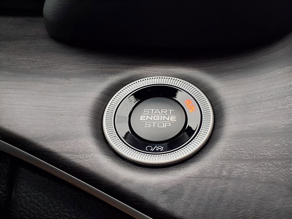 New 2025 Jeep Grand Cherokee Limited image 14