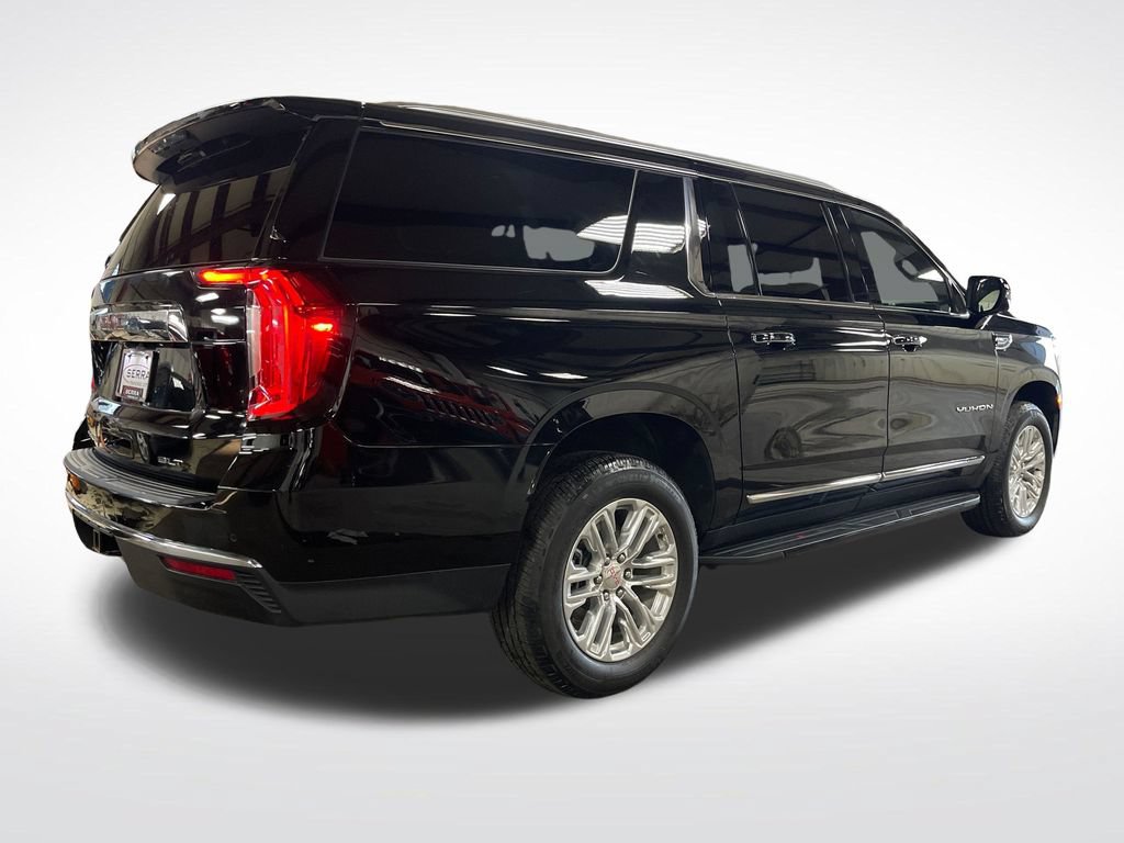 Used 2024 GMC Yukon XL SLT w/ SLT Luxury Package AWD/4WD image 5