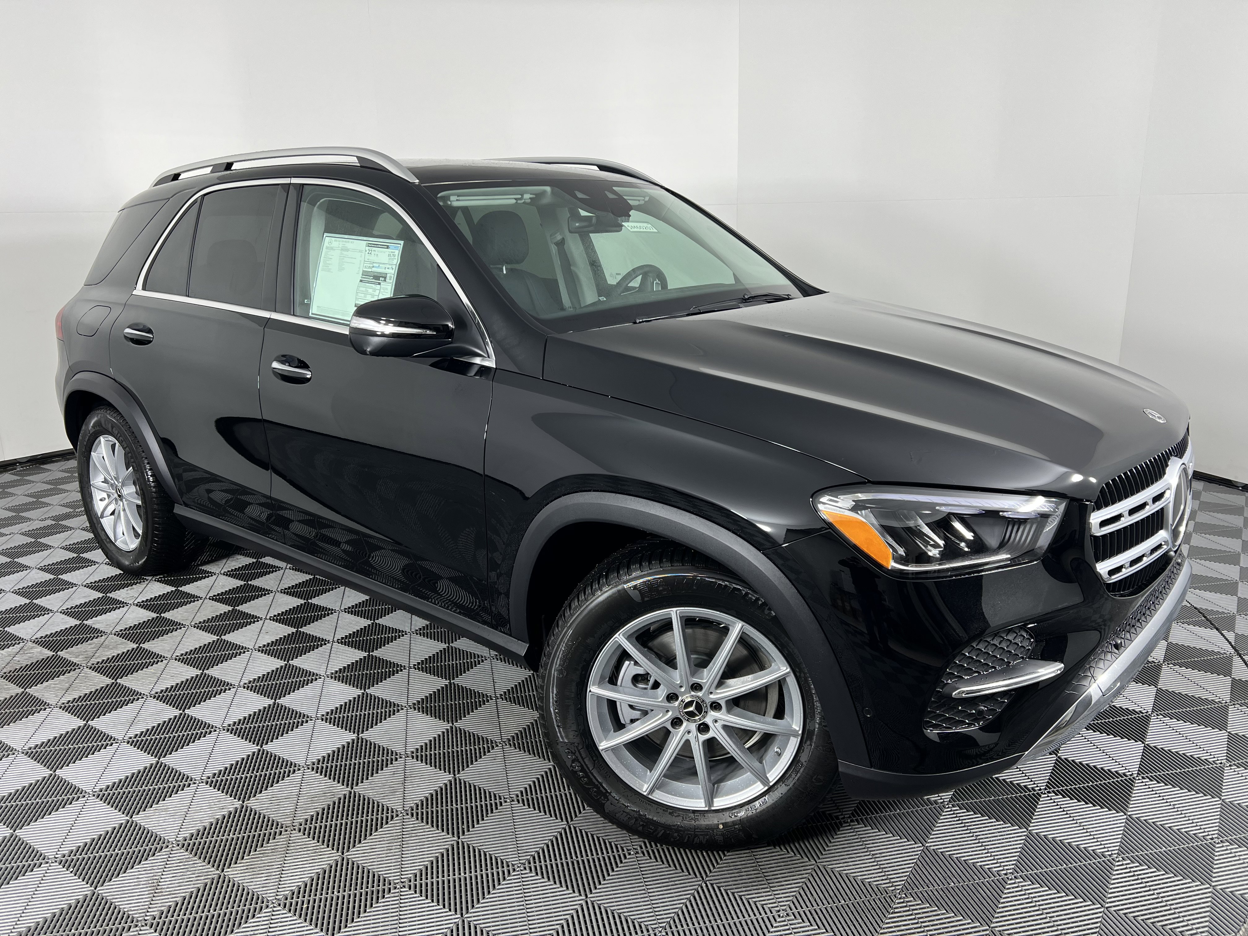 New 2026 Mercedes-Benz GLE 350 4MATIC image 2