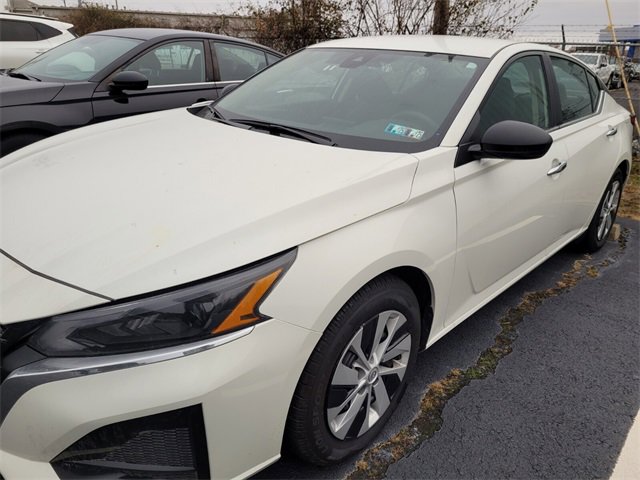 Used 2024 Nissan Altima 2.5 S image 9