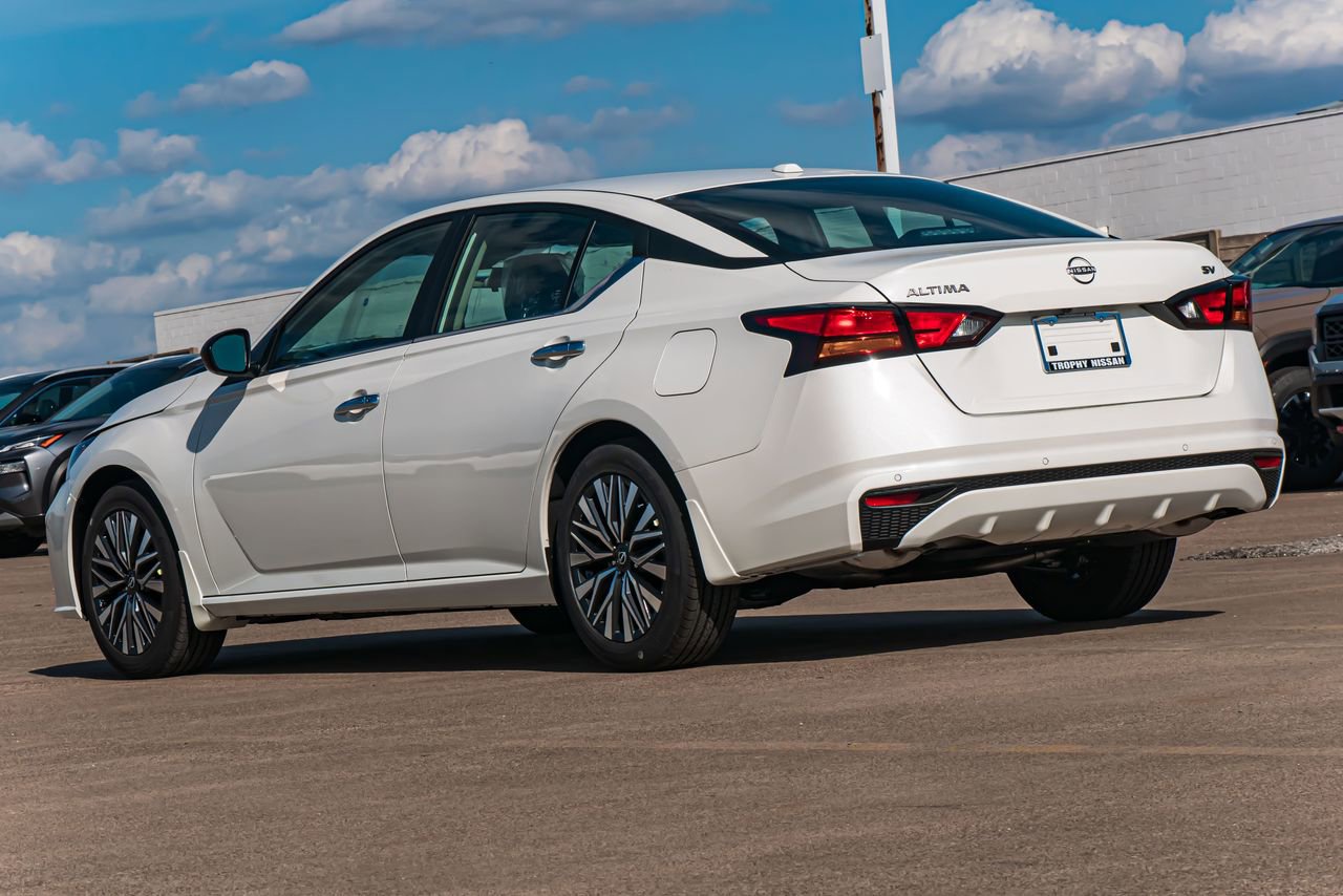 Certified 2024 Nissan Altima 2.5 SV image 6