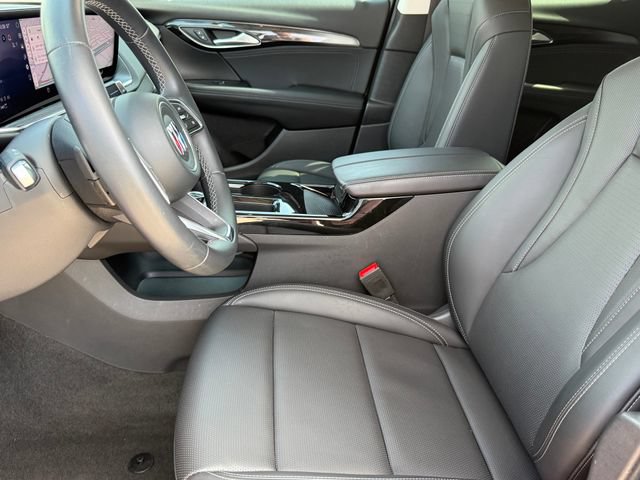 Used 2025 Buick Envision Preferred AWD/4WD image 10