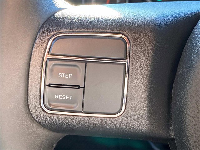 Used 2013 Jeep Wrangler Unlimited Sahara image 18