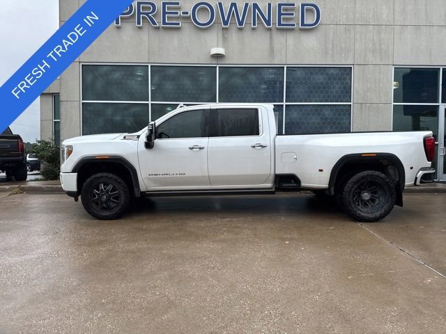 Used 2023 GMC Sierra 3500 Denali w/ Denali Ultimate Package AWD/4WD image 1