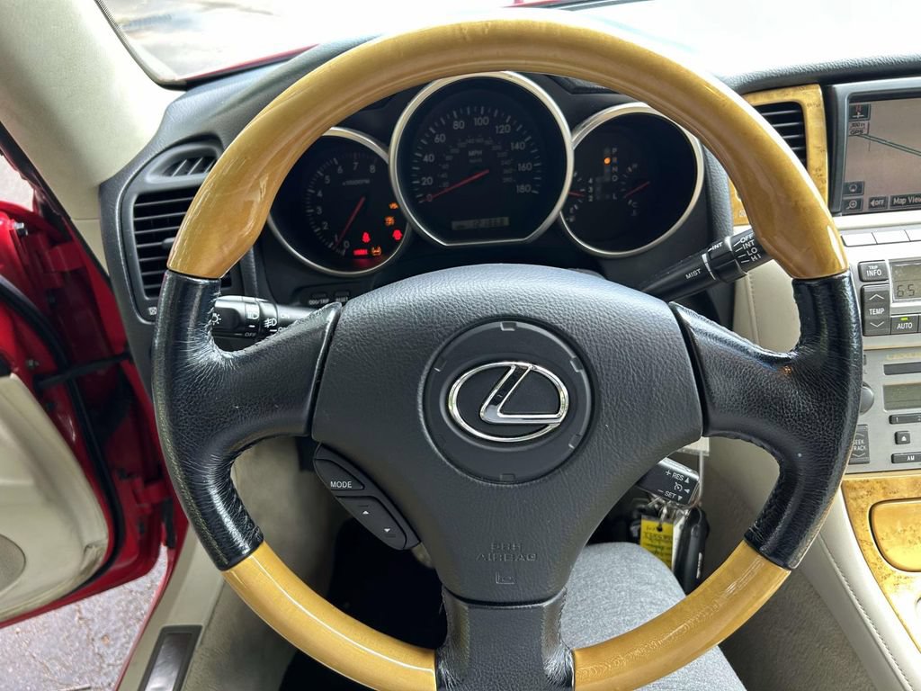 Used 2005 Lexus SC 430 Convertible RWD image 19