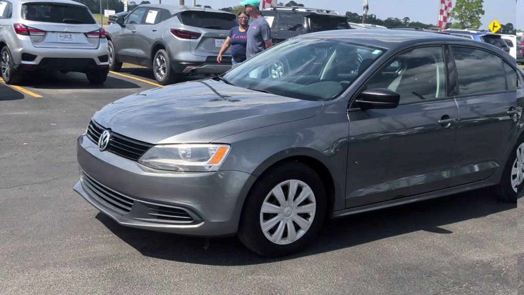Used 2013 Volkswagen Jetta Sedan image 4