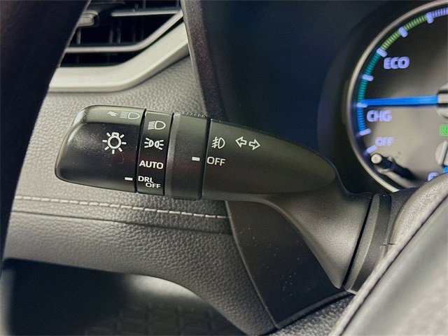 Used 2020 Toyota RAV4 XLE w/ Carpet Mat Package image 15