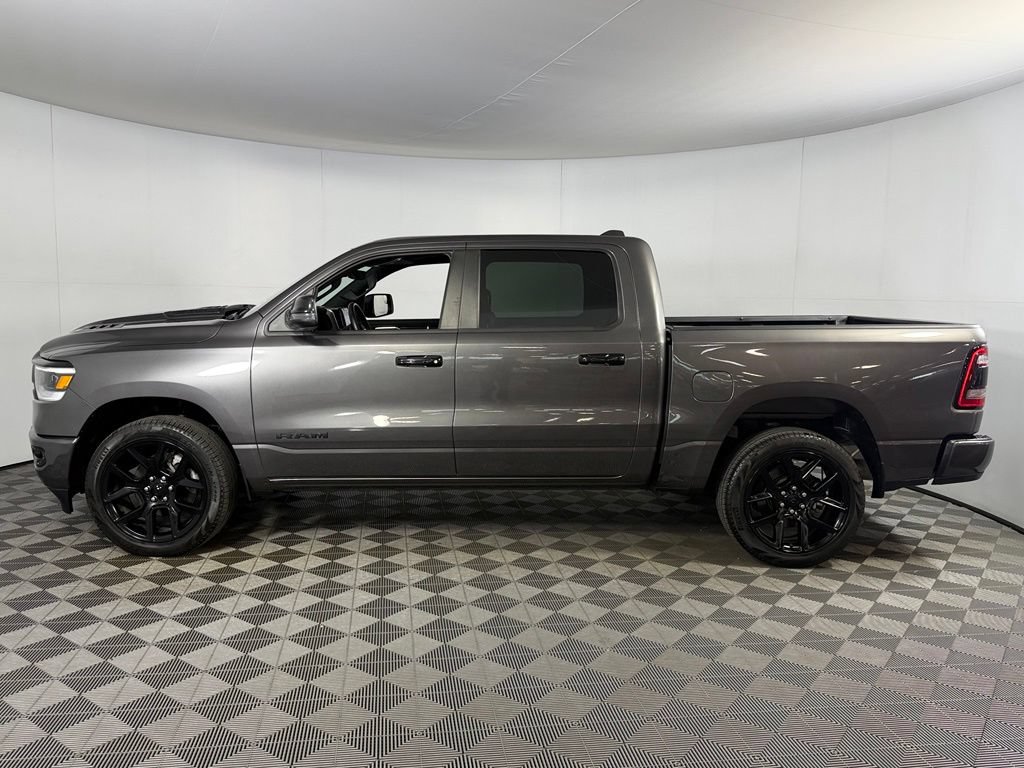 Used 2024 RAM 1500 Laramie AWD/4WD image 11