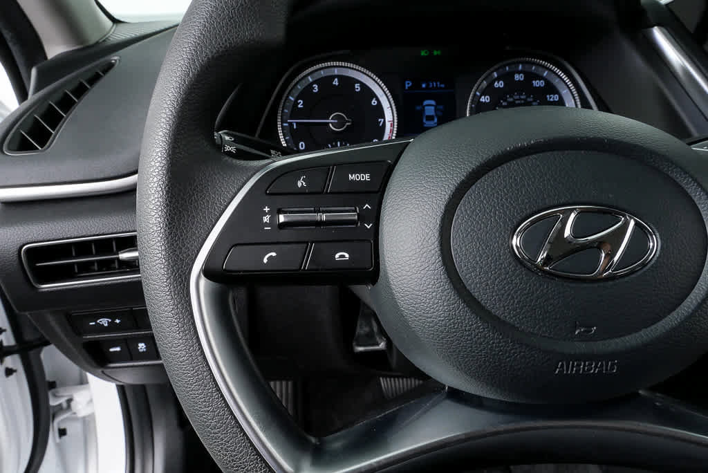 Certified 2023 Hyundai Sonata SE w/ Cargo Package image 9