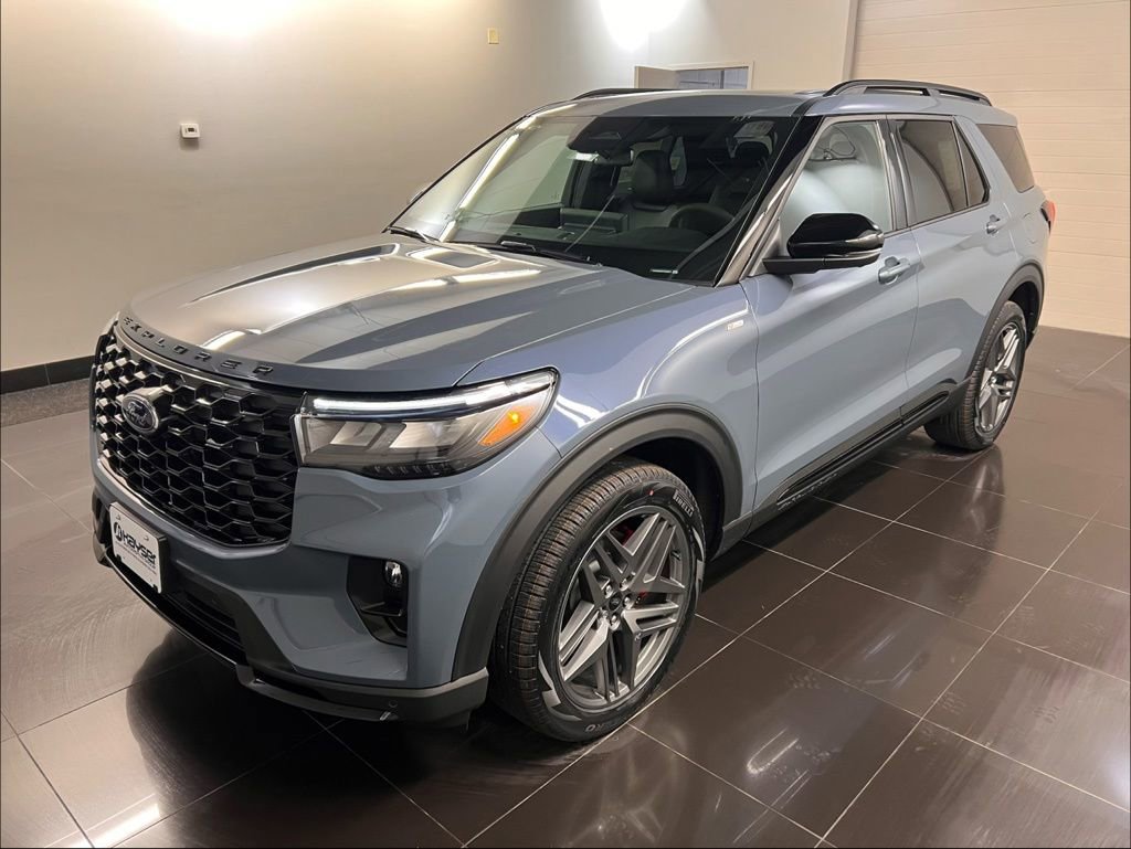 New 2026 Ford Explorer ST-Line w/ ST-Line Street Pack AWD/4WD image 3
