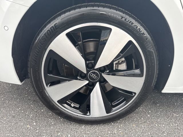 Used 2025 Audi A5 2.0T Premium w/ Convenience Package image 10