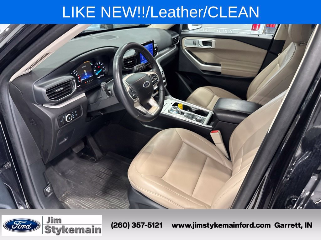 Used 2024 Ford Explorer XLT w/ Equipment Group 202A AWD/4WD image 23