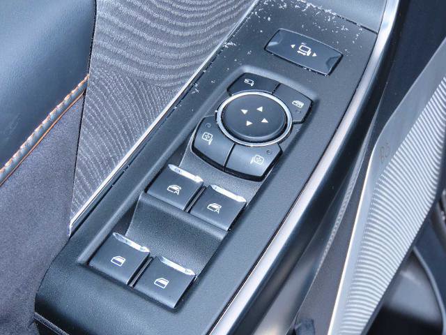 Certified 2024 Ford F350 Platinum image 18