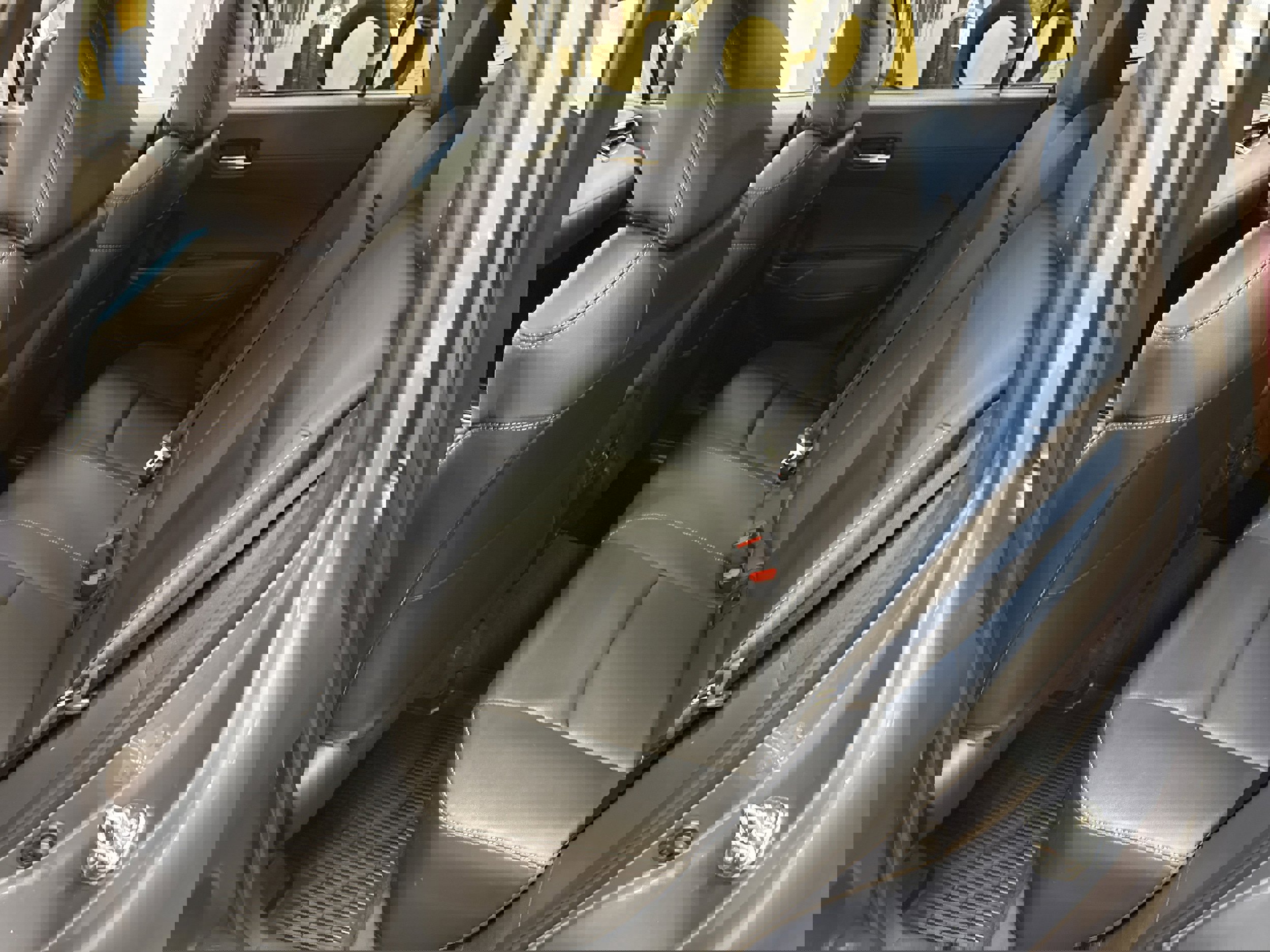 Used 2023 Toyota Corolla Cross XLE w/ Convenience Package image 25