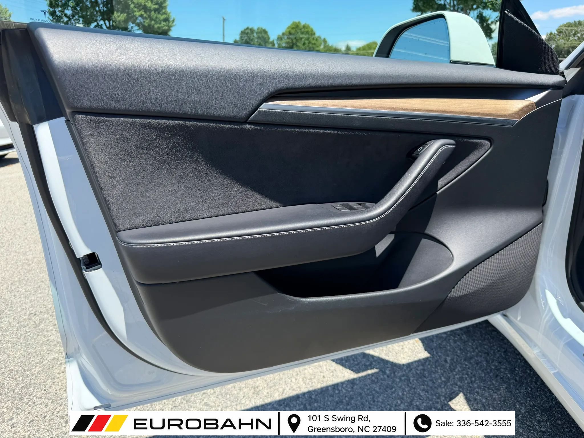 Used 2023 Tesla Model 3 Standard Range RWD image 8