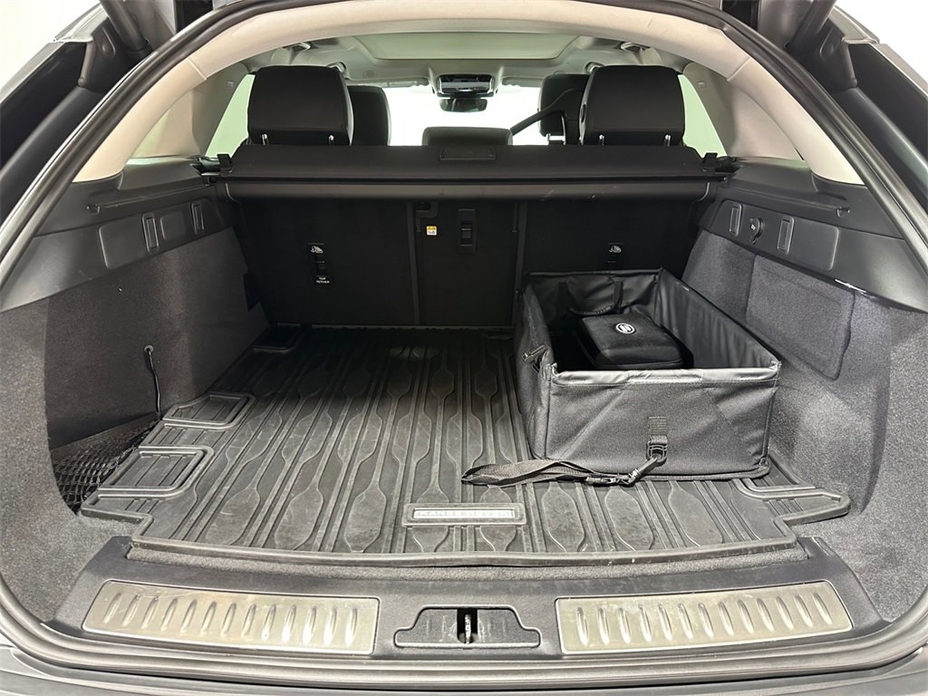 Used 2024 Land Rover Range Rover Velar S image 16