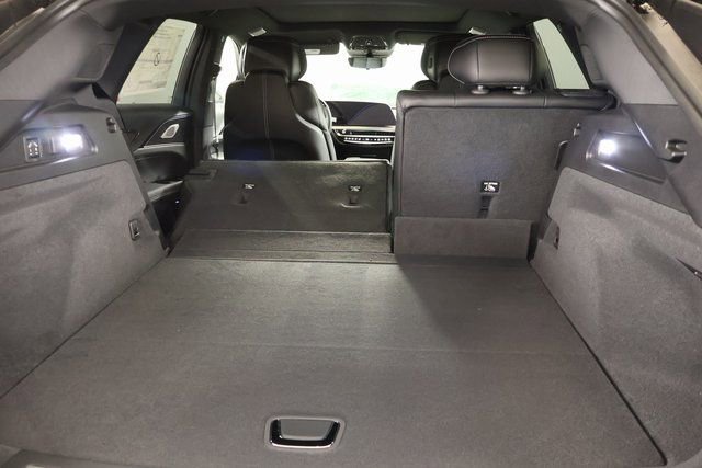 New 2026 Cadillac Lyriq Signature Luxury image 25