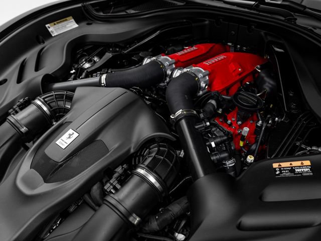Used 2026 Ferrari Roma Spider RWD image 33