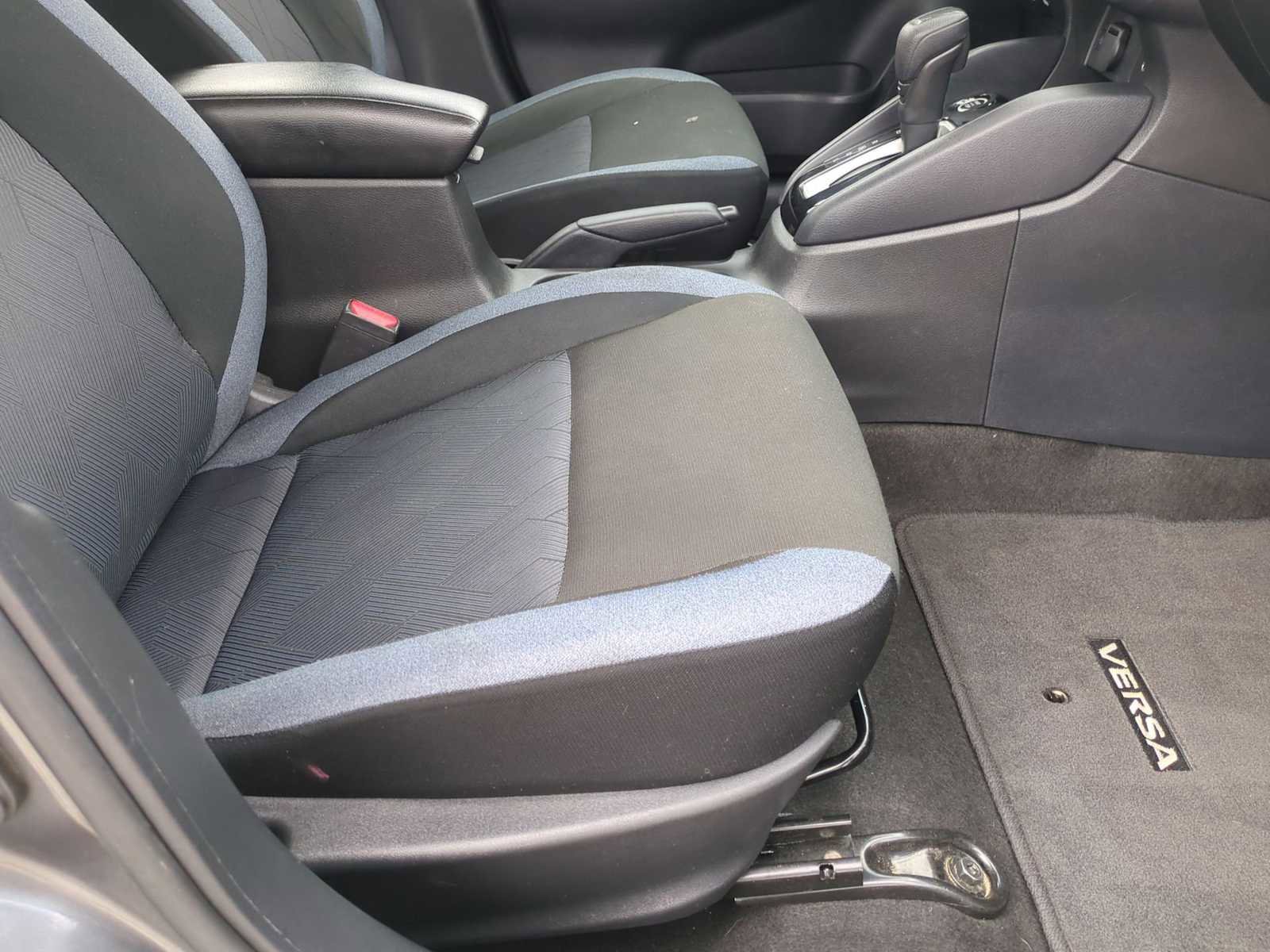 Used 2024 Nissan Versa SV image 26