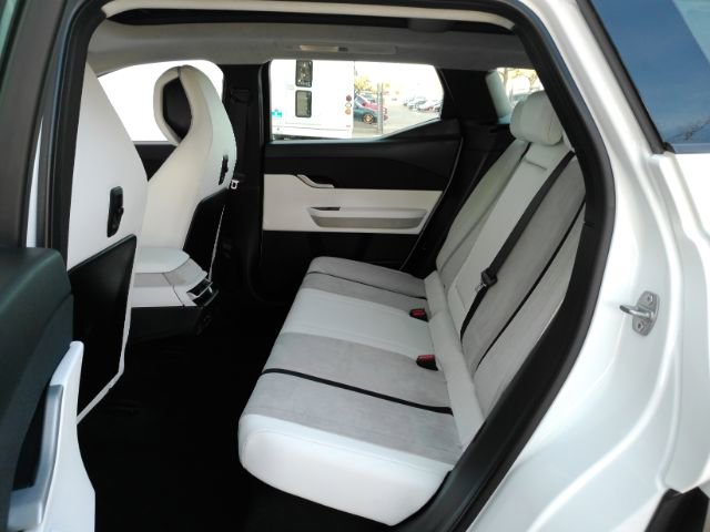 Used 2023 Fisker Ocean Extreme image 18