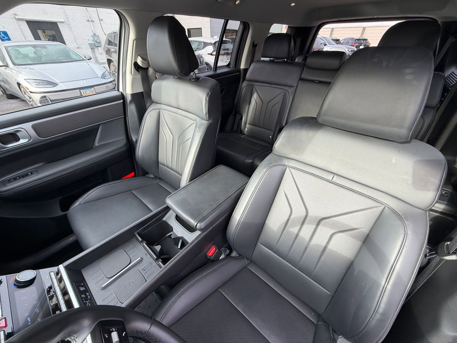 Used 2025 Hyundai Santa Fe SEL image 38