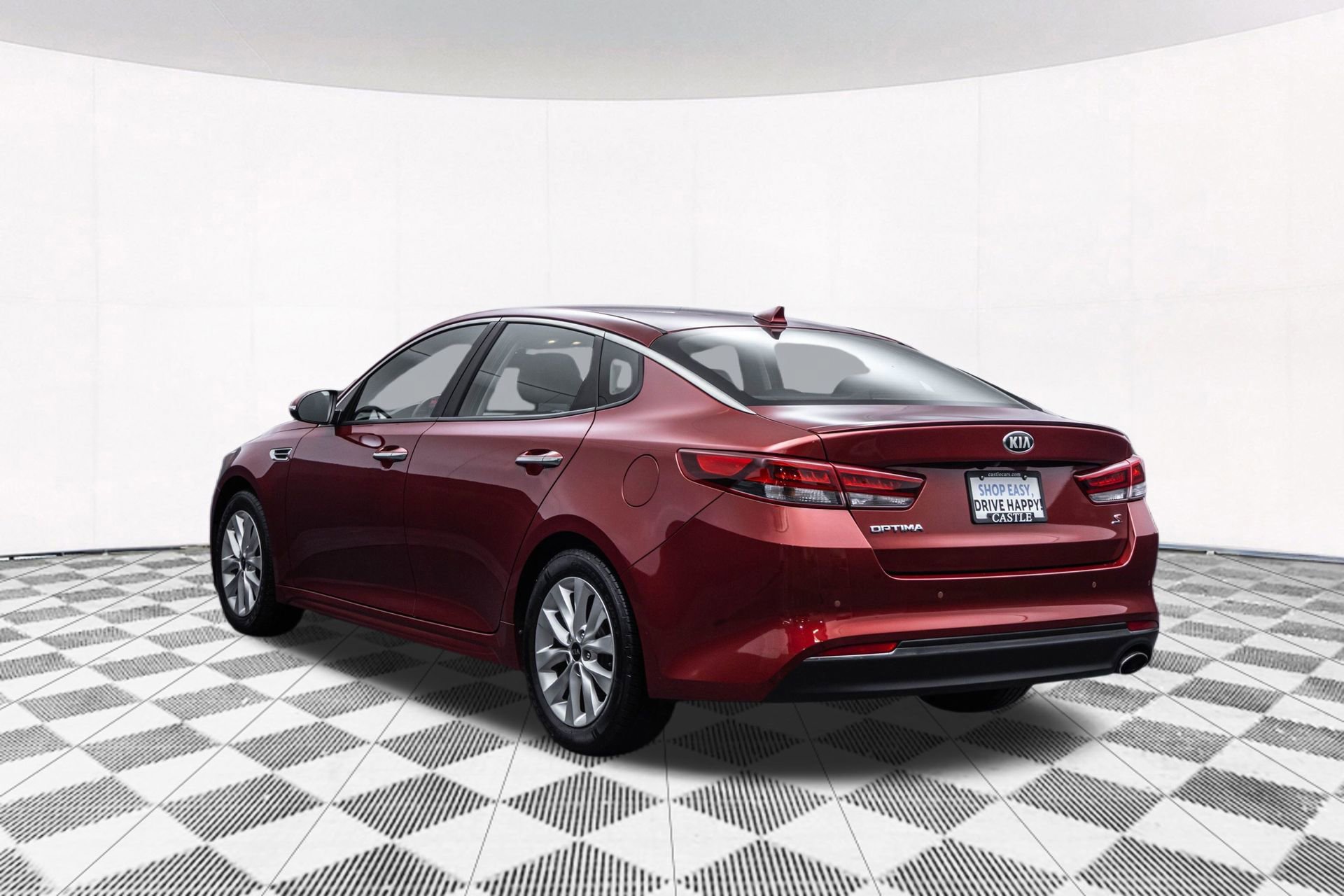 Used 2018 Kia Optima S image 9
