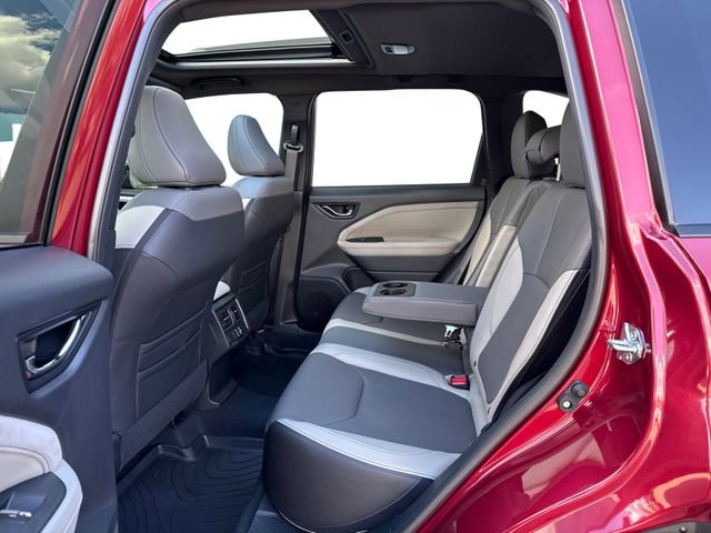 Used 2025 Subaru Forester Limited image 11