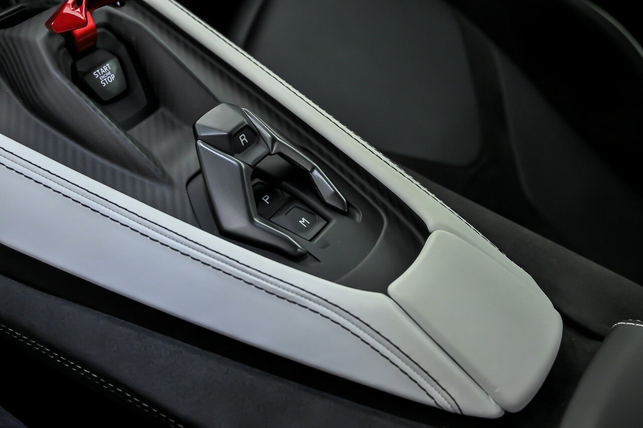 Used 2024 Lamborghini Revuelto image 45