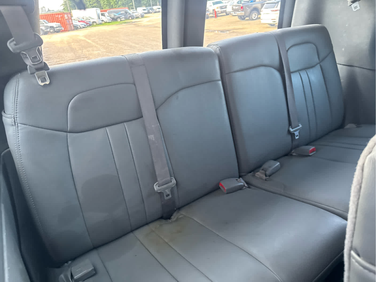 Used 2010 Chevrolet Express 3500 LS RWD image 24