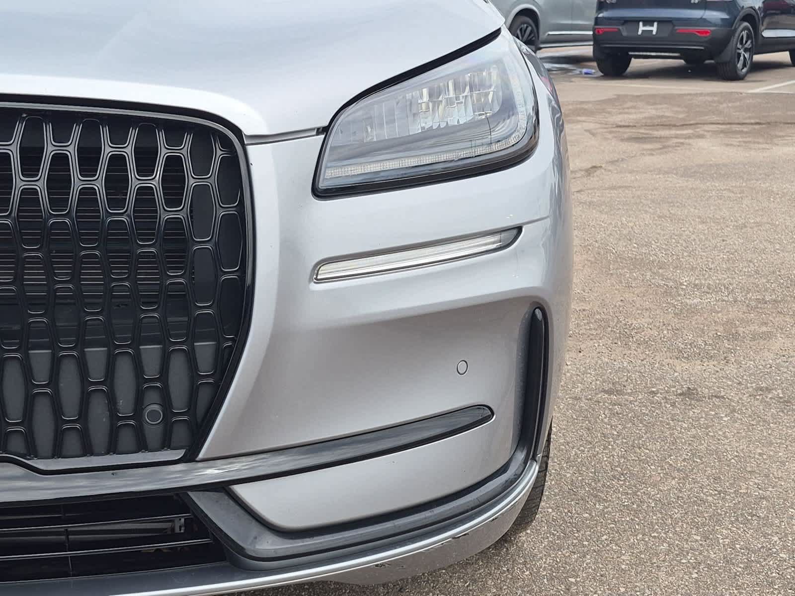 Used 2023 Lincoln Corsair AWD w/ Equipment Group 101A image 10