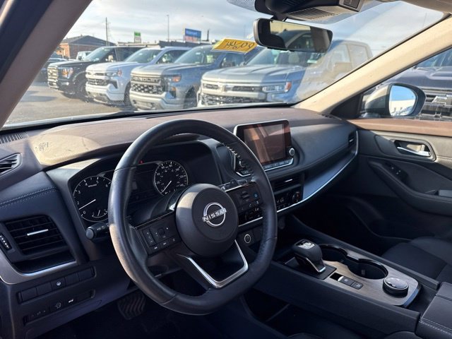 Used 2023 Nissan Rogue SV w/ SV Premium B Package AWD/4WD image 9
