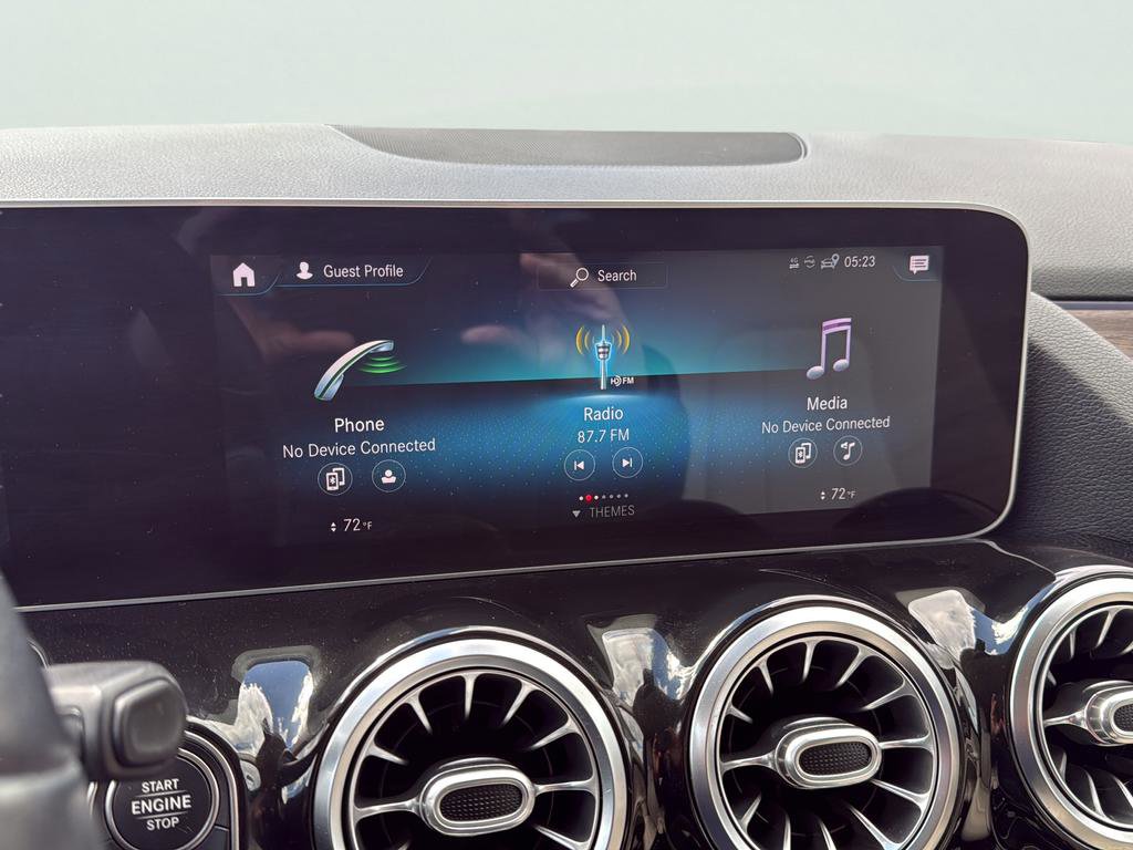 Used 2021 Mercedes-Benz GLA 250 4MATIC image 16