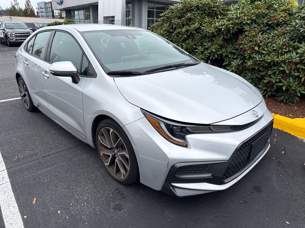 Used 2020 Toyota Corolla SE FWD image 3